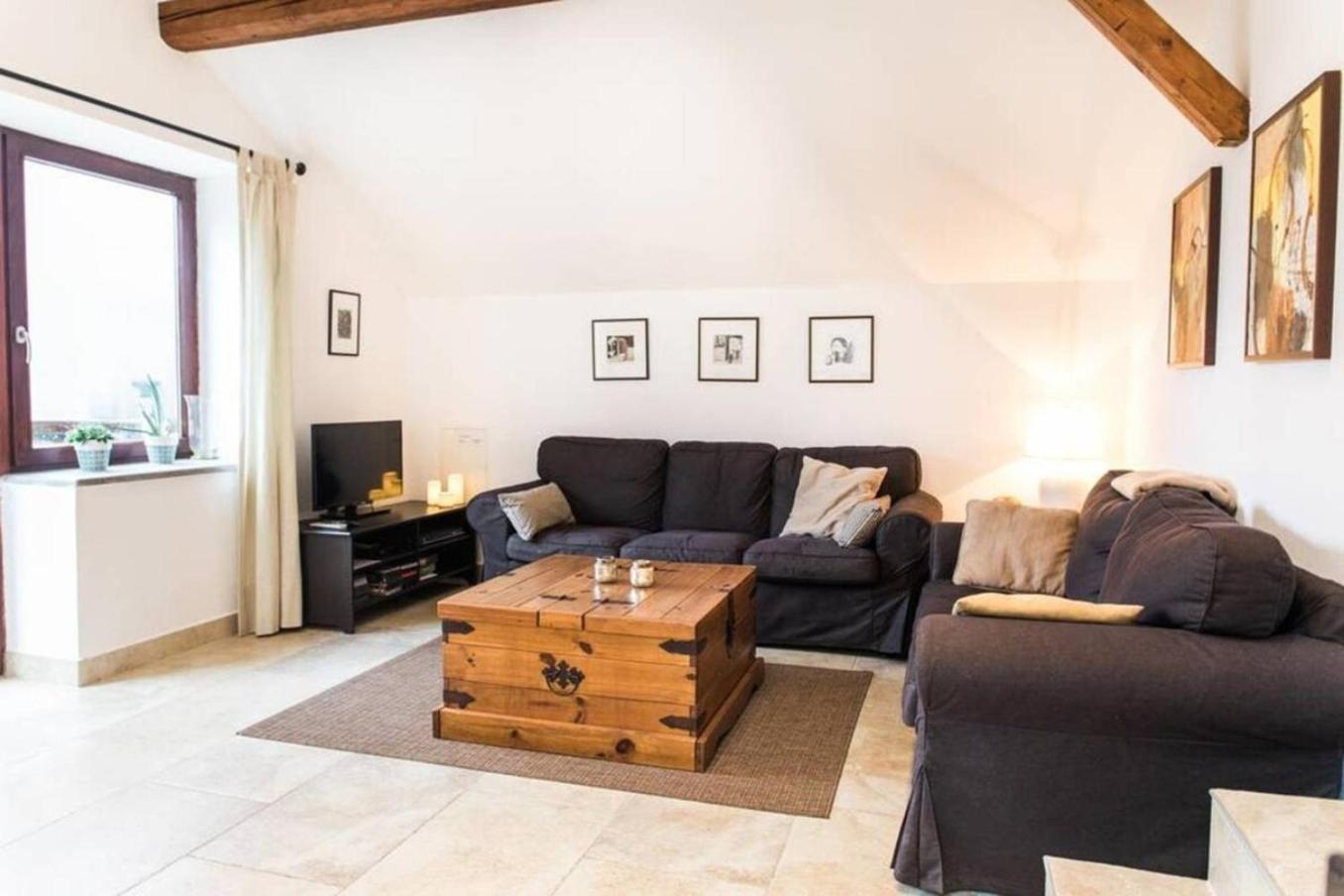 House Maharac With 3 Apartments Till 18 Persons Kamno Zewnętrze zdjęcie