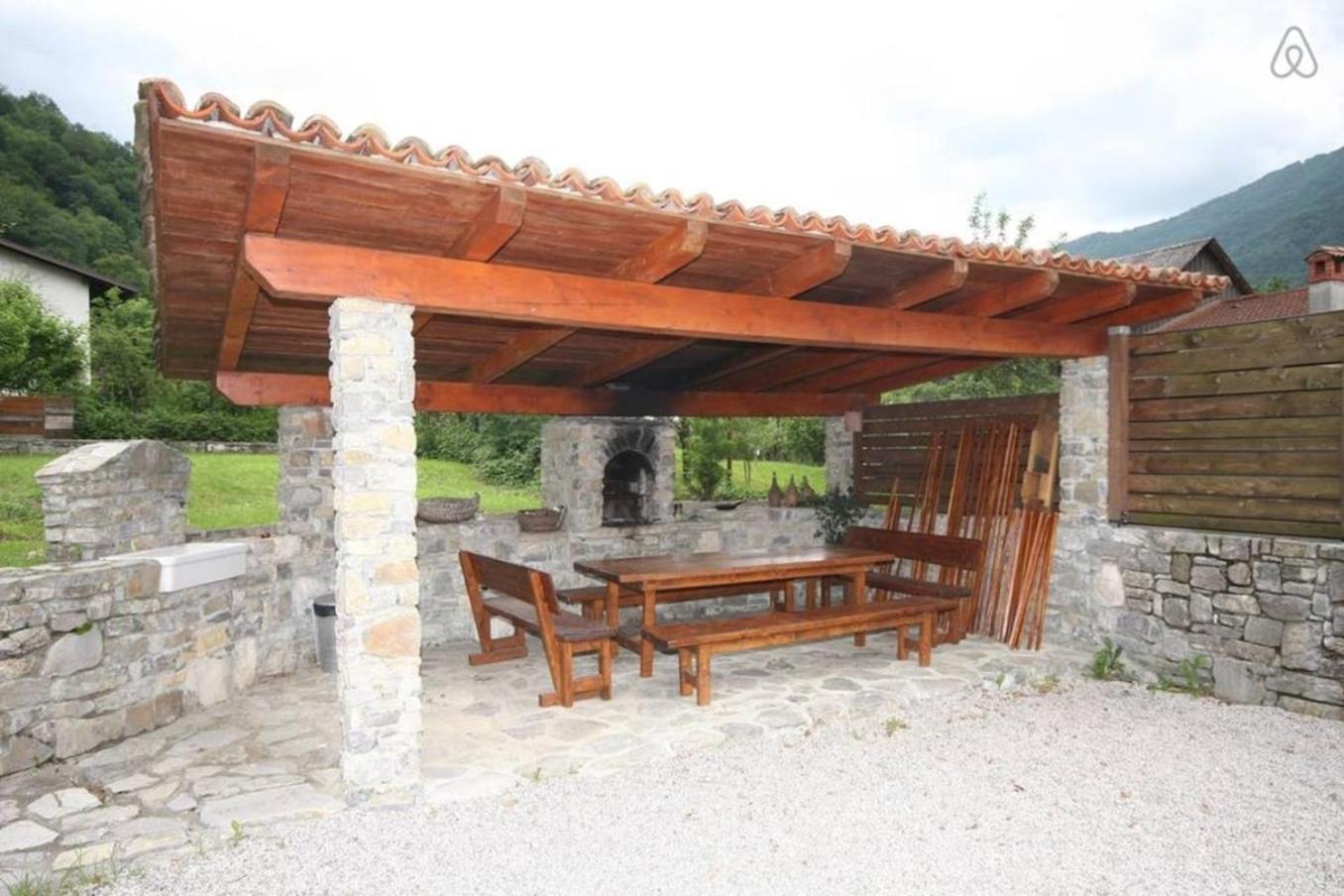 House Maharac With 3 Apartments Till 18 Persons Kamno Zewnętrze zdjęcie